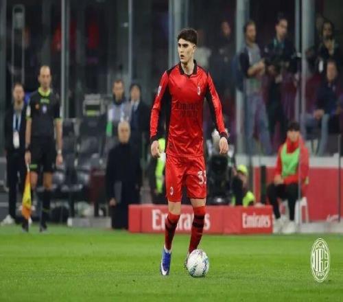 罗马诺丨重点分析下巴特萨吉的续约