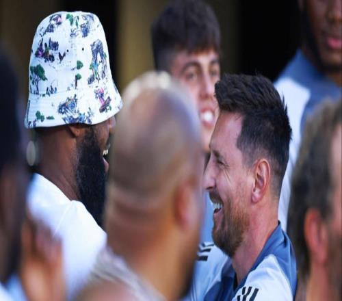 谁是NBA梅西福克斯：NBA梅西是历史第一人詹姆斯！