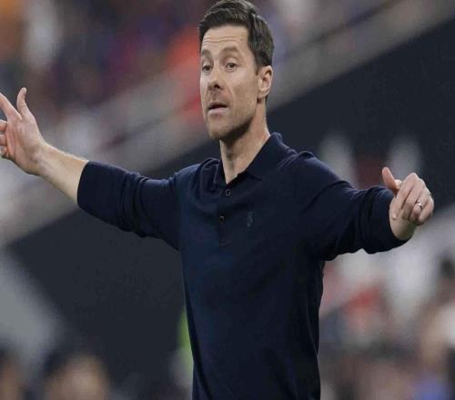 赫迪拉:阿隆索和穆帅、瓜帅、安帅一个水平,以后他会回皇马