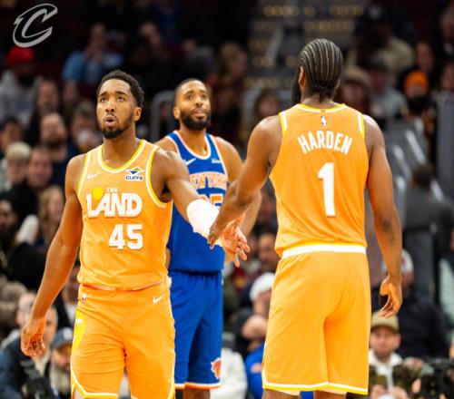 哈登20分0罚球，骑士大胜尼克斯！哈登攻防作用明显，越打越轻松