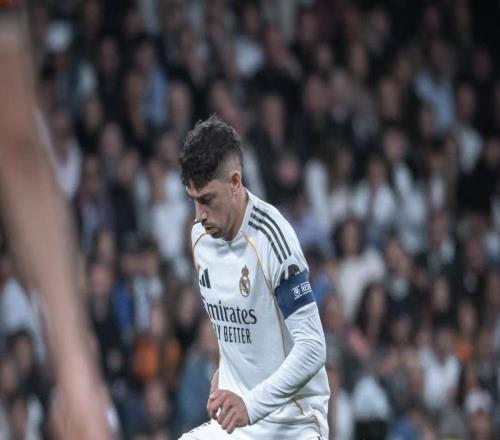 巴尔韦德社媒晒照庆祝胜利：欧冠之夜