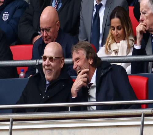 曼联无欧战仍扭亏为盈！若进欧冠将砸1.5亿补强，下赛季英超争冠