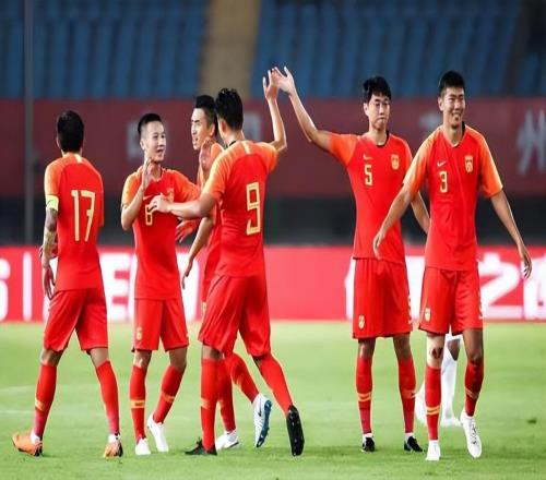 09年首位入选一国足新星预测!邝兆雷若在中超爆发,就值得看好