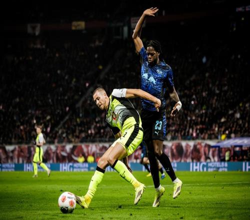 专访安东:黄墙为盾,死磕拜仁多特争冠的底气藏在这三点里