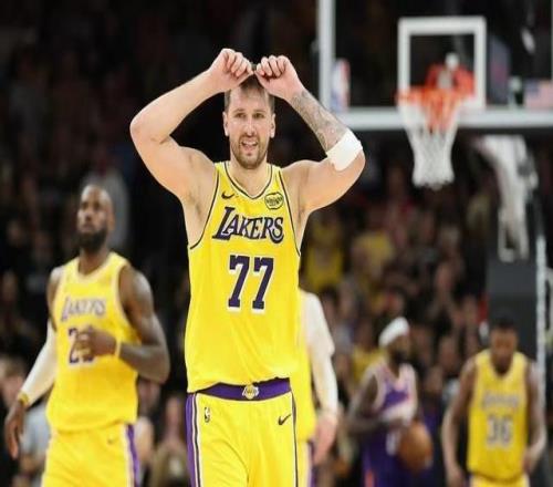 NBA东契奇本赛季第9次砍下40分+