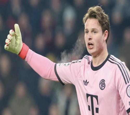 法尔克:若诺伊尔今夏退役,拜仁倾向于让乌尔比希接任一门