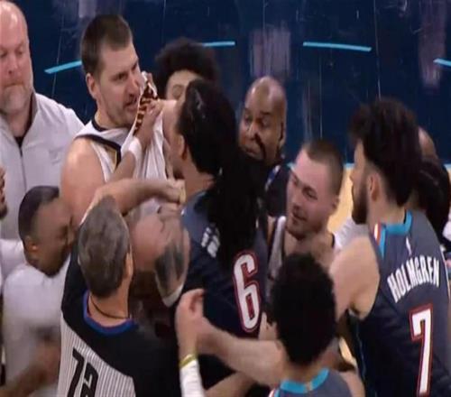 一半天使,一半恶魔!场均8+4的夺冠拼图,如今却成联盟第一恶汉