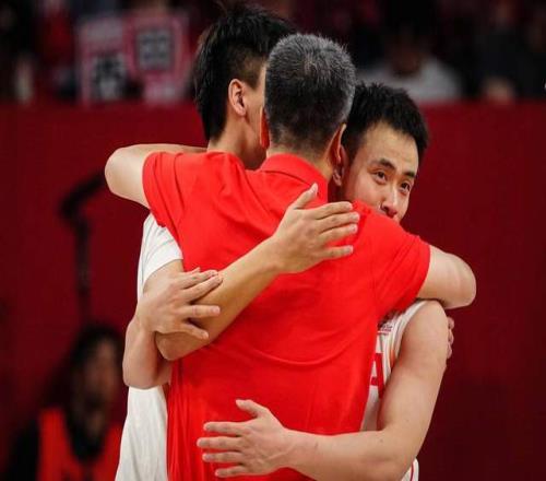 啥水平中日大战裁判28次错漏判有利于日本,郭士强表态赢得艰难