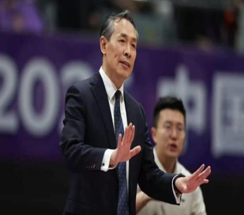 CBA最新消息！曝顶级小外援加盟北京首钢，广东宏远新星赛季报销