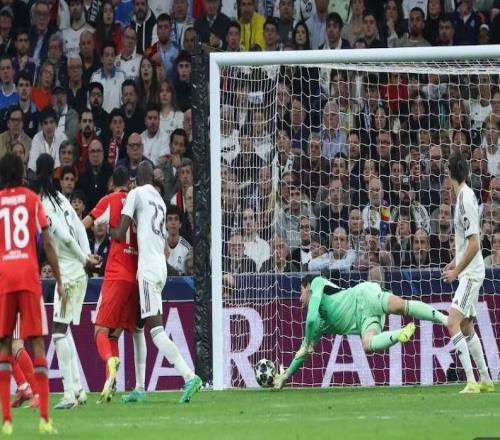 阿斯：库尔图瓦快速下地技巧师从洛利雄，后者也曾指导切赫