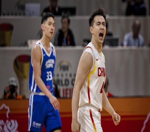 命中关键超远三分，赵继伟出场14分钟7投4中高效拿下13分