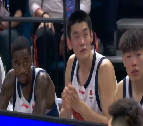 不打了！广东队迎来重大打击，杜锋痛失“救火外援”