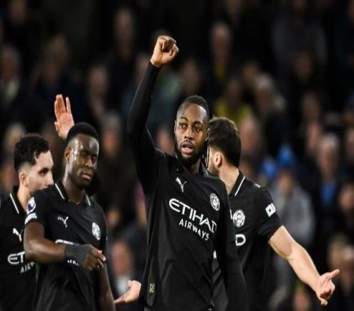 论及时进补的重要性:曼城靠中途“开斋”紧咬阿森纳