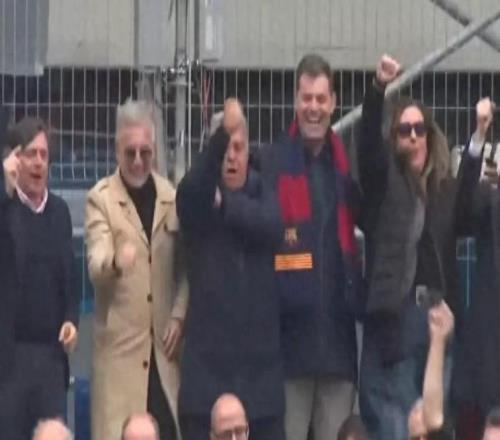 巴萨大胜!拉波尔塔看台高歌“不跳就是皇马人”,一个手势引热议