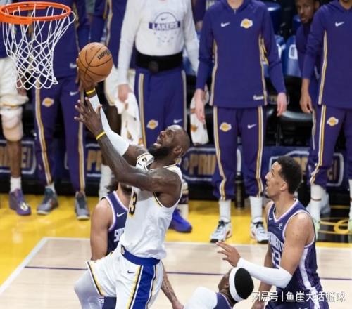 湖人128104国王！东契奇赛后把话挑明，詹姆斯也发生了一大变化