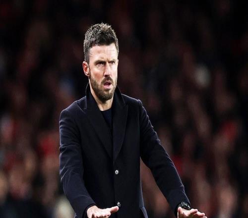 英媒：曼联管理层对卡里克的转正持谨慎态度