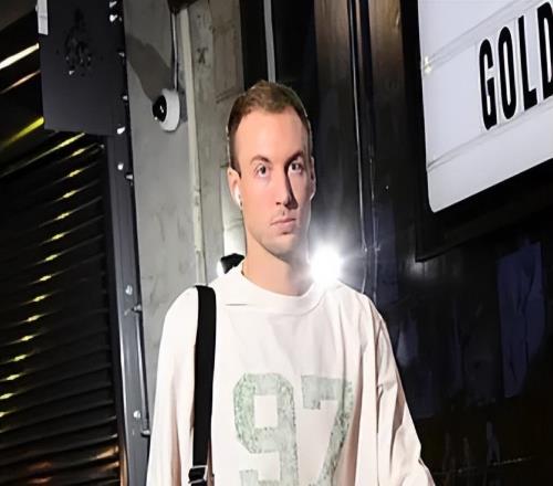 湖人2替补打成宝贝了！肯纳德进攻太全面，克勒贝尔效果压艾顿！