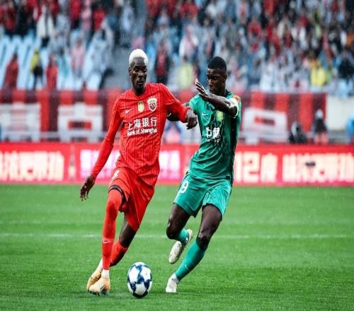 雨水浇灭夺冠希望，上海海港连续三年无缘超级杯冠军