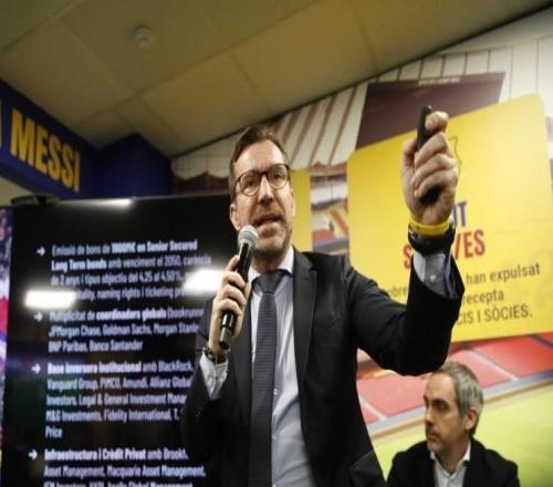 世体：西里亚拒绝与丰特联合竞选巴萨主席，他给自己留好后路