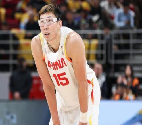 男篮可以没有周琦、胡明轩,但是不能没有赵睿