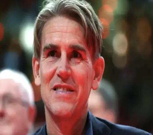 法尔克:弗罗因德越过经纪人联系了于帕,与其就续约达成一致