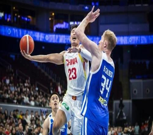 贺希宁:最深刻是胡金秋战日本最后扣篮在国家队进攻提供更好火力