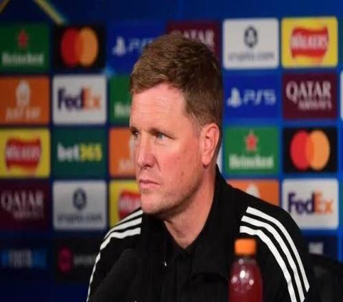 纽卡主帅：曼联在战术上做了一些调整，球队气氛很好罗马诺：沙特球队将再次求购B费，曼联希望他留下