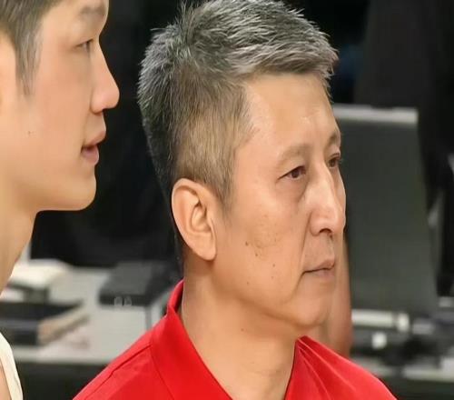 中国男篮重磅消息！主帅郭士强遭国际篮联审查，杨瀚森确认归队