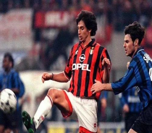 阿尔贝蒂尼丨想当年一边有马尔蒂尼、巴雷西另一边有