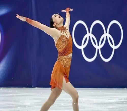 22岁女大忘写作业，发给教授的邮件萌了：作业求延期，我在打冬奥会...