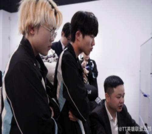 不敌LNG后TT官方发文：很遗憾，我们的骑士之路就此结束了