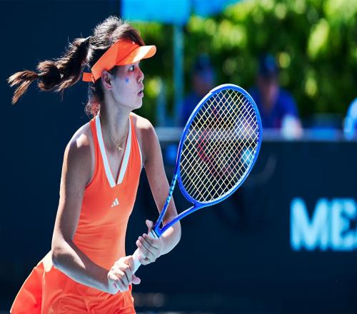 20进四强！中国女网15岁天才新星闪耀成人赛：追赶郑钦文王欣瑜