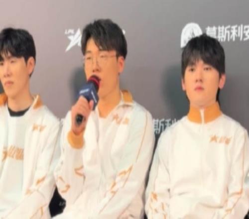 Kael谈配合JKL：看他选了梅尔之后拿潘森十分满的话我想给他十分