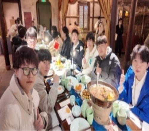 时隔七年iG再度杀入德杯决赛他们曾在当时的S8赛季中夺得世界冠军