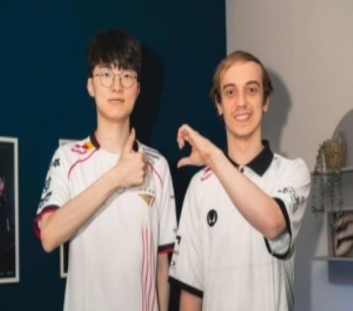 Caps:我只是年复一年地坚持做职业选手,只要我还享受比赛