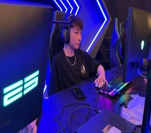 全国残特奥会泳者李挺:在不同的赛道上“游”向未来