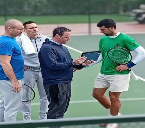 德約為25冠聘請運動生理學專家加入團隊，網友感嘆其超高自我要求