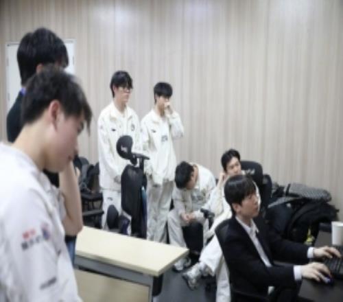 不敌NIP后IG发布赛后返图：我们会尽全力把握最后的机会