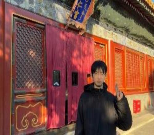 圣枪哥晒出休赛期旅游照:与Meiko等好友聚首,还收到邓紫棋签名