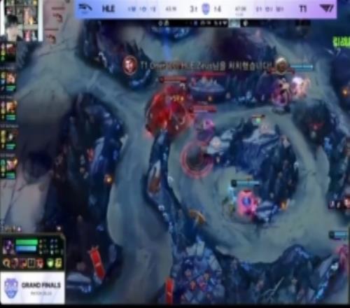 KeSpa杯决赛:Zeus安蓓萨率先阵亡,T1野区激战1换4大胜HLE拿大龙