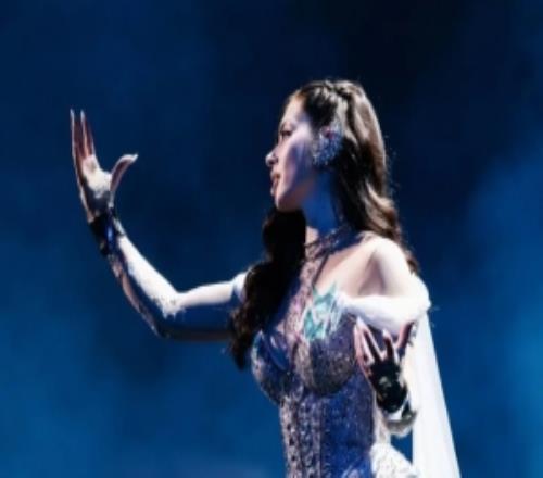 S7主题曲主唱克斯丹萨：LegendsNeverDie改变了我的人生轨迹