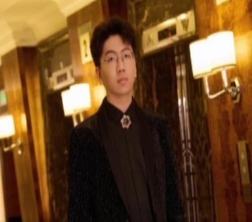 经理爱笑转评AL五人100胜场记录:从1到100!不容易兄弟萌