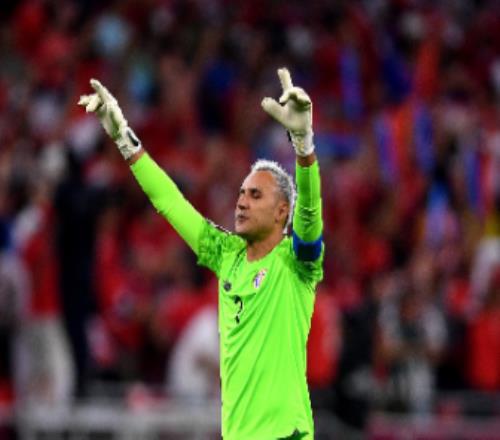 35岁纳瓦斯又献神扑助祖国进世界杯手舞足蹈庆祝