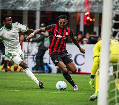 德比前瞻:米兰踢法保守突破犀利,国米高举高打板凳雄厚