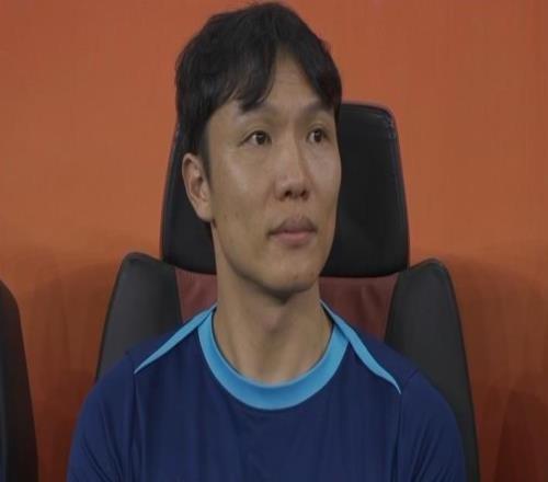 邓卓翔:全队在训练中都非常投入,希望奉献一场精彩的比赛