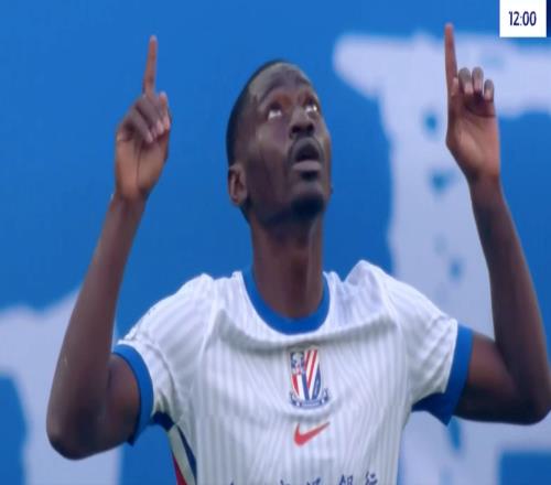 中超：申花客场31津门虎亚军收官阿苏埃路易斯破门吴曦点射