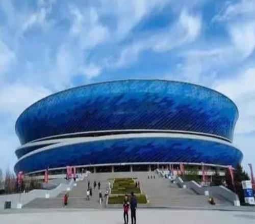 大连英博本赛季934048人:刷新中国足球主场世界纪录!