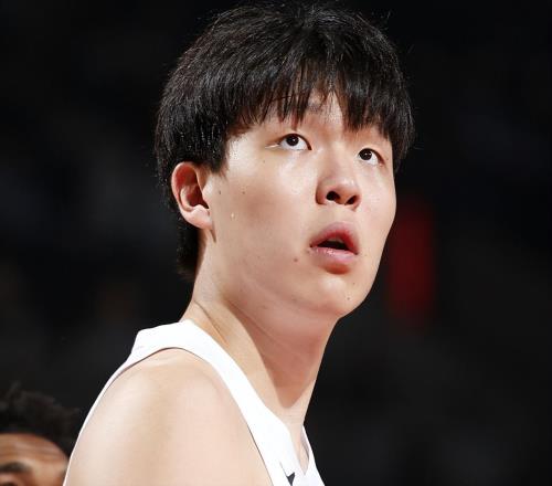 8分4板3助！杨瀚森超越大魔王，开拓者27惨败，SGA迎来神级里程碑