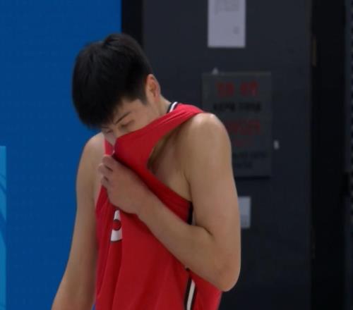 终于来了!男篮“得分机器”加盟广东队,已被朱芳雨重金签下!