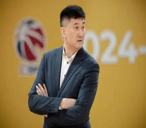 尘埃落定!广东队新赛季12人大名单浮出水面杜锋拥豪阵冲冠